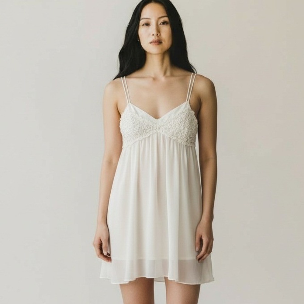 Flora Nikrooz White Lace Chemise